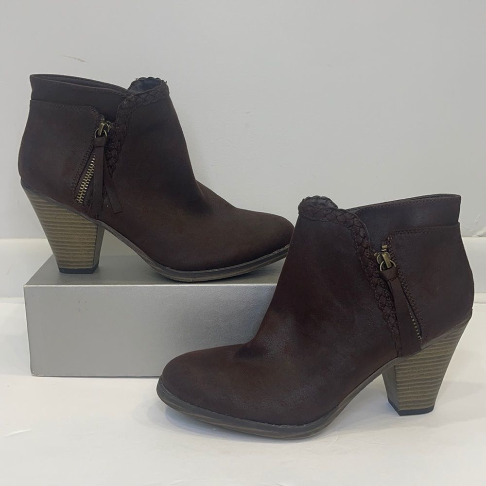 New MIA "Kori" Ankle Boots sz 8